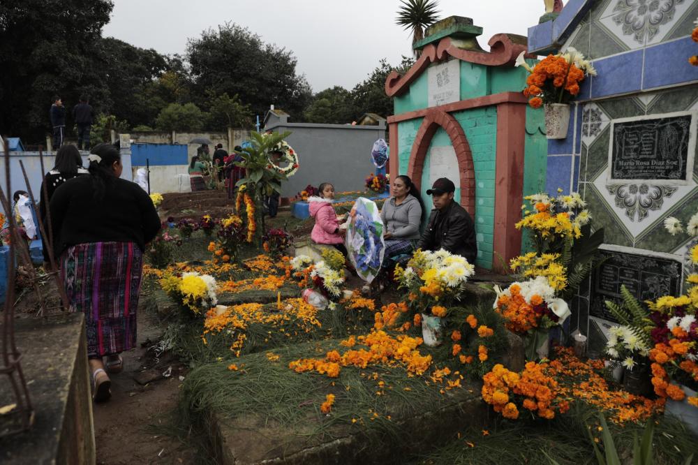 Cementerios tendrán presencia policial este Día de Todos los Santos