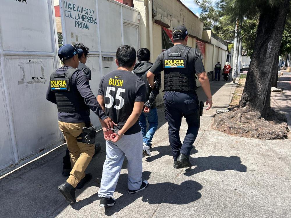 Capturan a cuatro deportados por delitos graves en Guatemala