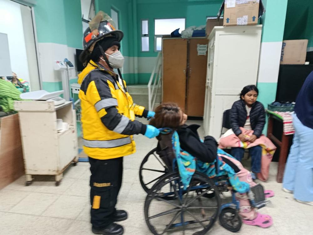 Masiva intoxicación afecta a estudiantes de Sololá 