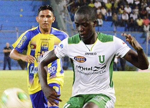 Xelajú MC refuerza la defensa con el ecuatoriano Orlin Quiñónez