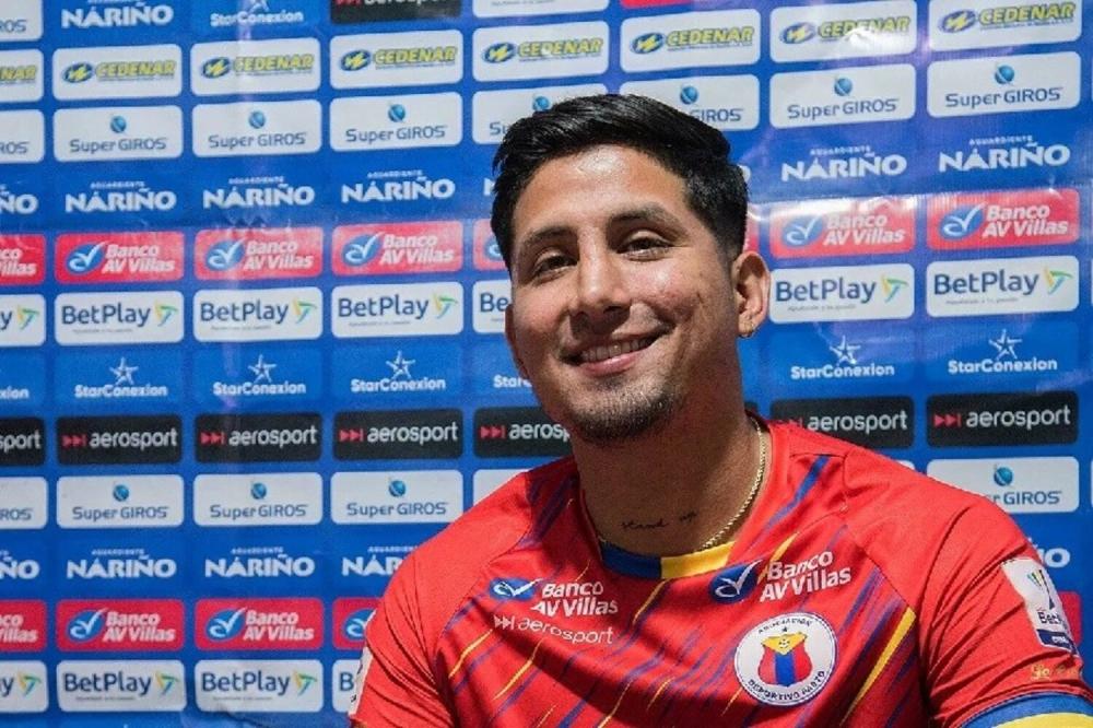 Xelajú MC refuerza su ataque con el ecuatoriano Joffre Escobar