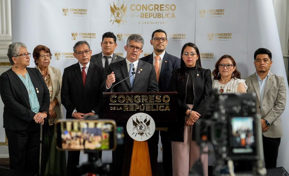 Congreso recibe propuesta para reducir las grasas trans desde la niñez
