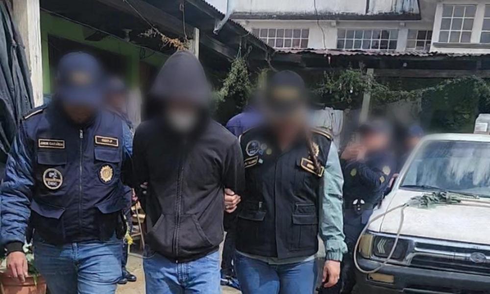 Aprehenden a hombre por tener material sensible de menores de edad