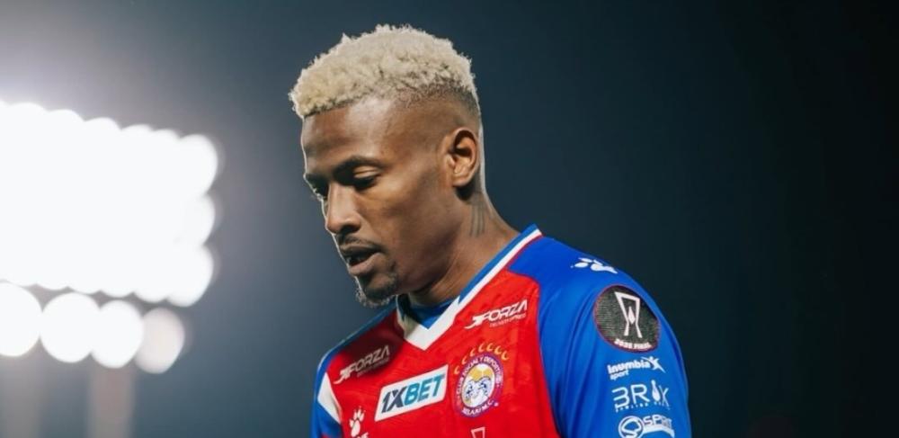 Quirós rompe el silencio y da versión sobre su ausencia en Xelajú MC